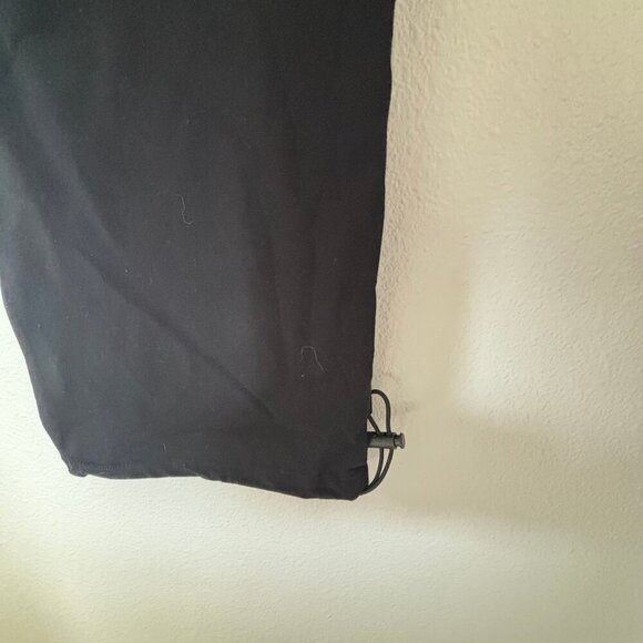 Baleaf black workout pants w/ pockets & drawstrings at ankles, new with tags - Picture 4 of 6